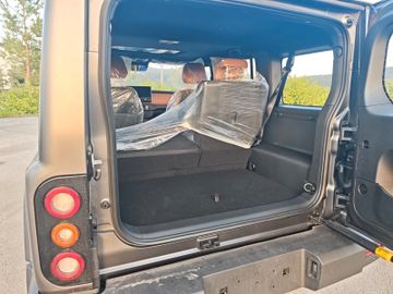 Bild 4 DFSK Andere 212 Seilwinde, Suchscheinwerfer el. Trittbretter