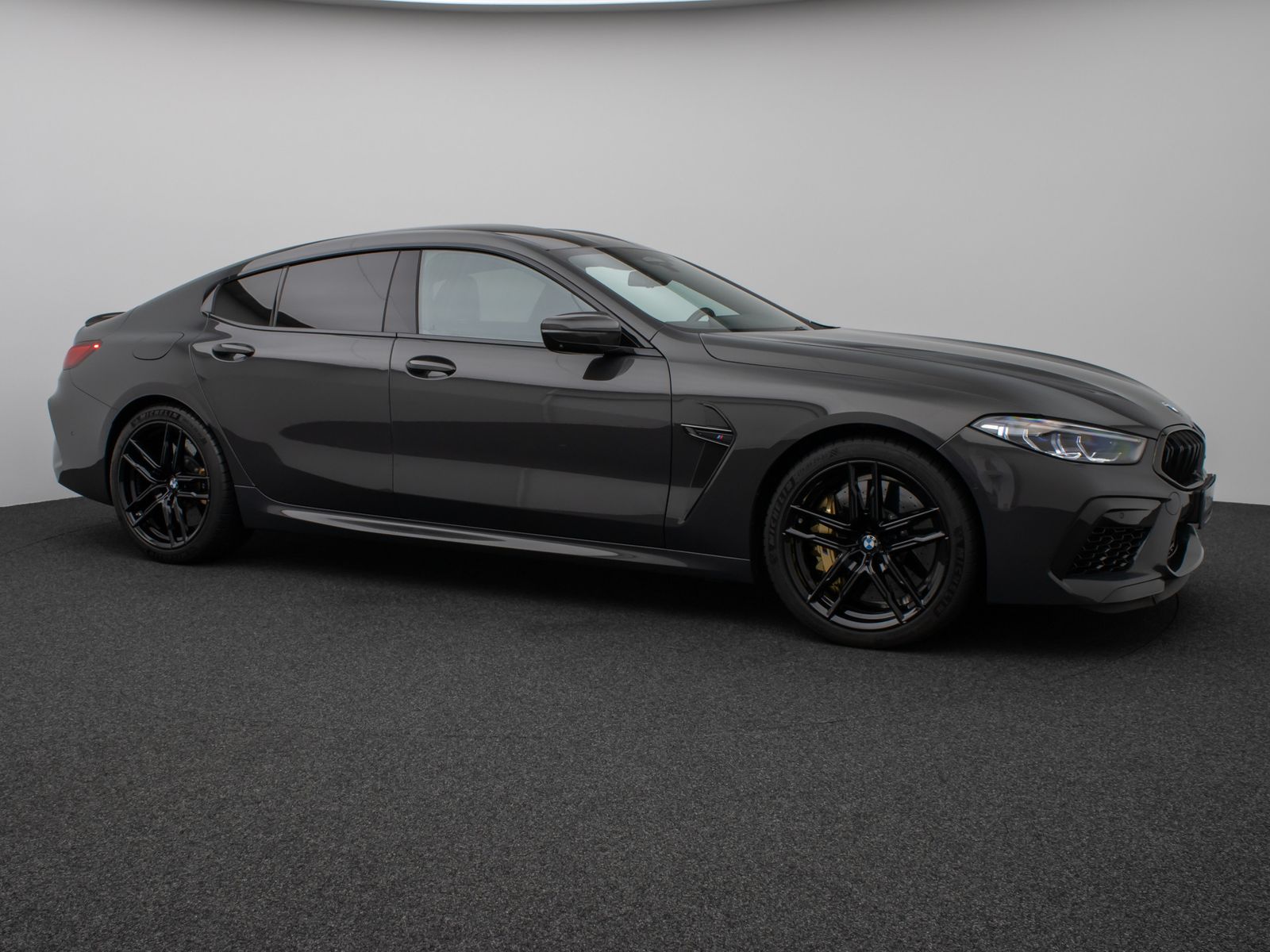 Fahrzeugabbildung BMW M8 Competition xD Gran Coupé SoftCL 360°TV Laser
