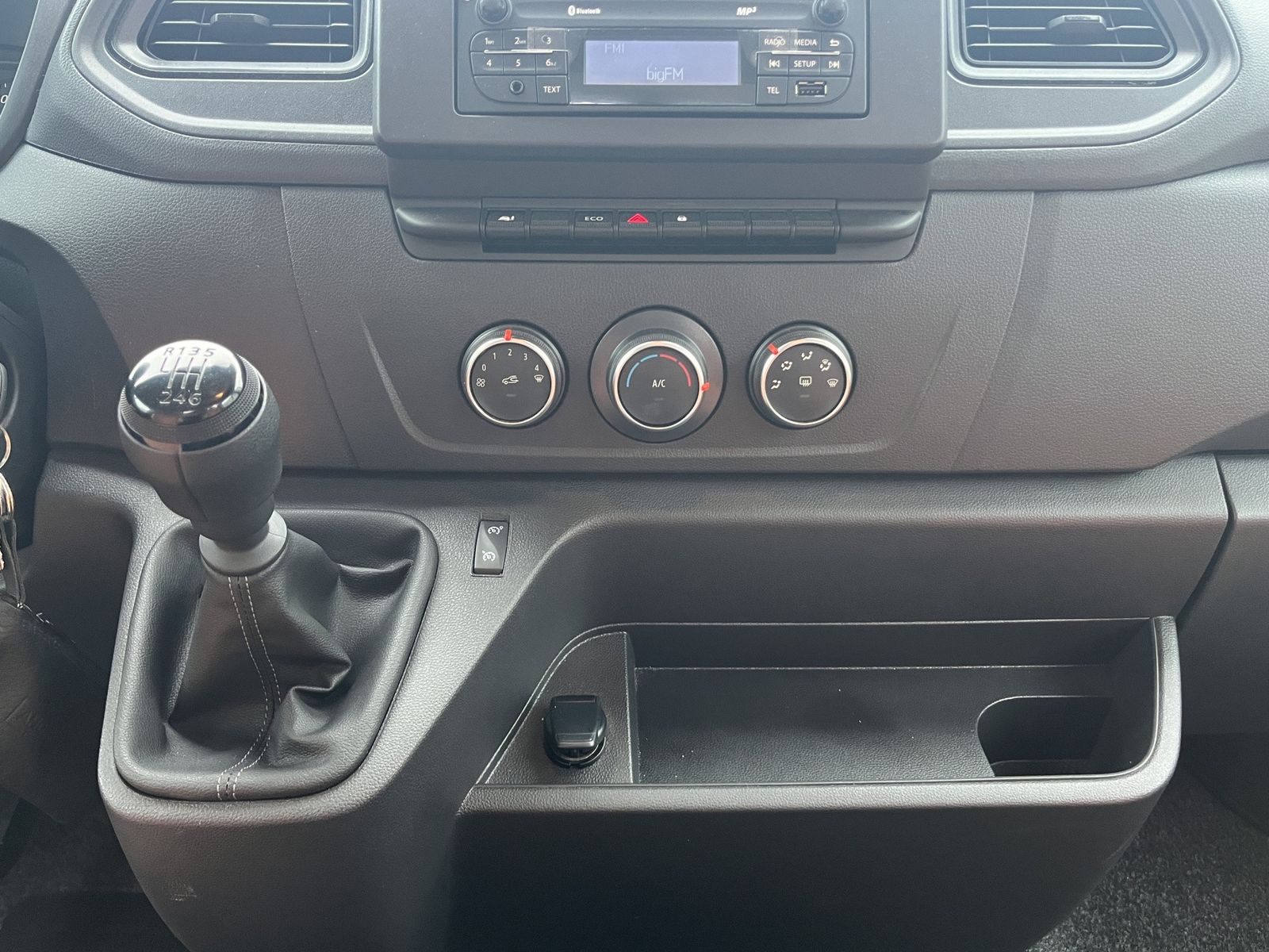 Fahrzeugabbildung Renault Ahorn Ahorn Van 620*2.3 BLUE*Solar*Markise*Alu**