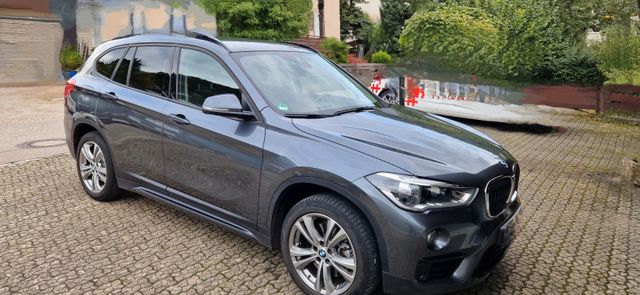 BMW X1 sDrive20i Sport Line Steptronic DCT Sport...