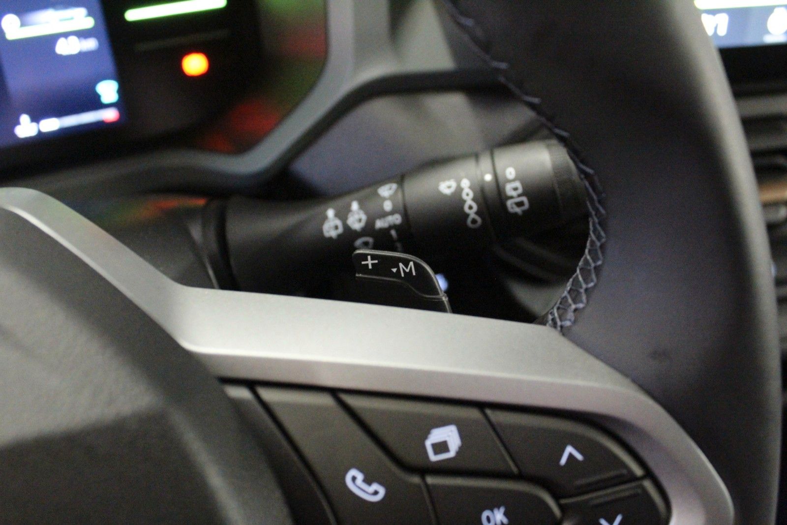 Fahrzeugabbildung Dacia Duster hybrid-G 150 4x4 Extreme  MY26