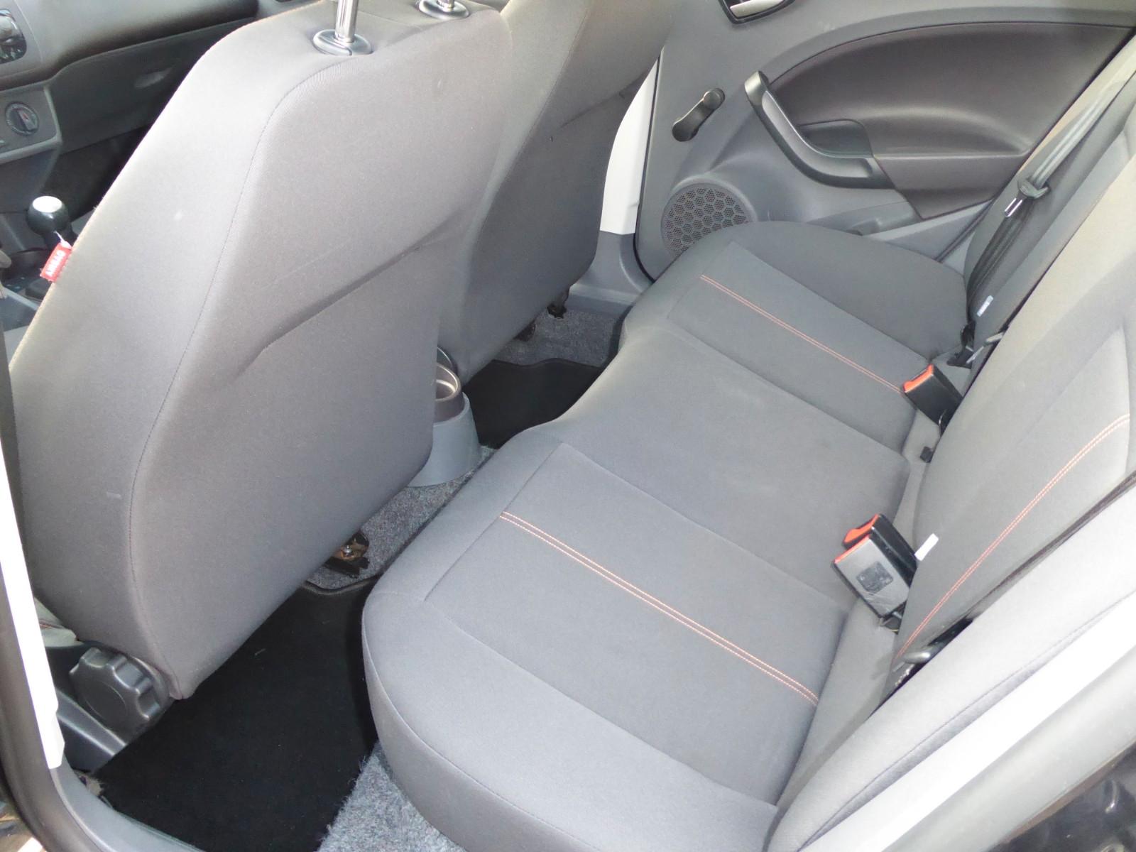 Seat Ibiza 2011 — photo 8