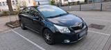 Toyota Auto/ Toyota Avensis  2.2L  Sport - Toyota Avensis in Bonn