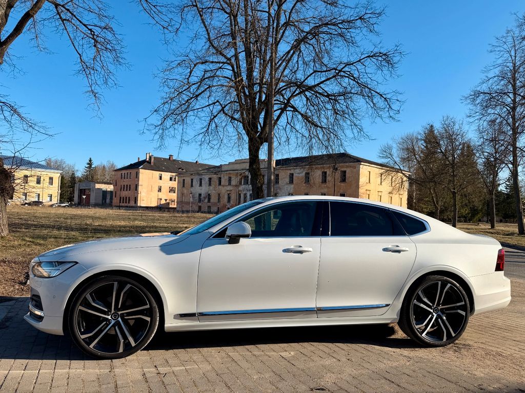 Image of Volvo S90