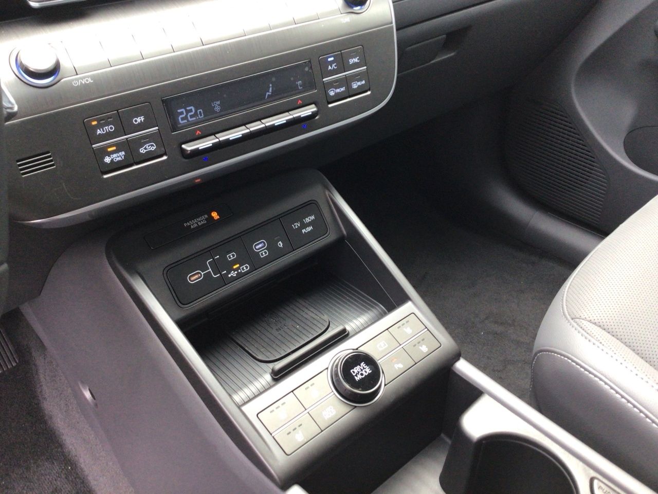 Fahrzeugabbildung Hyundai KONA PRIME *Sitz-Pak.*Technik-Pak.* PANO*USB*ZV*