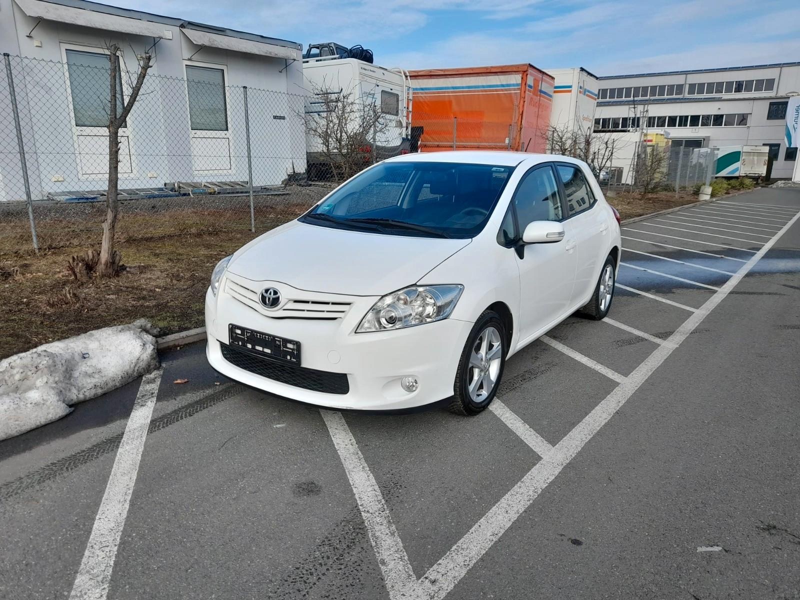 Toyota Auris 1,6-l Life Klima