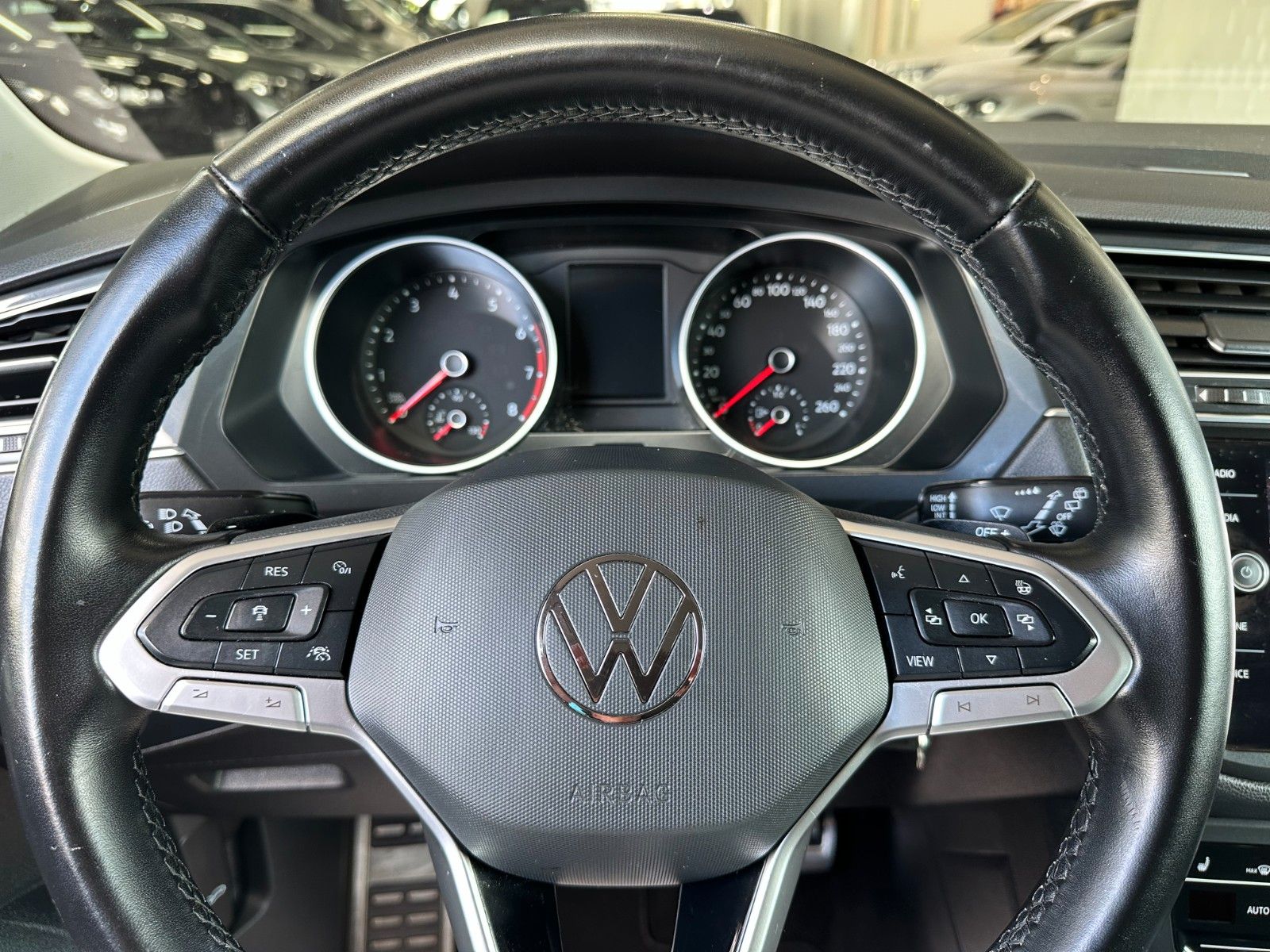 Volkswagen Tiguan 1.5TSI Active Aut. DSG*Topausstattung foto 12