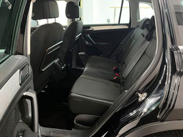 Volkswagen Tiguan - 7