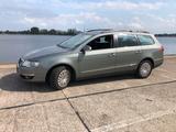 Volkswagen VW Passat 2,0 TDI DSG Automatik Standheizung - Volkswagen Passat aus 2007: TDI