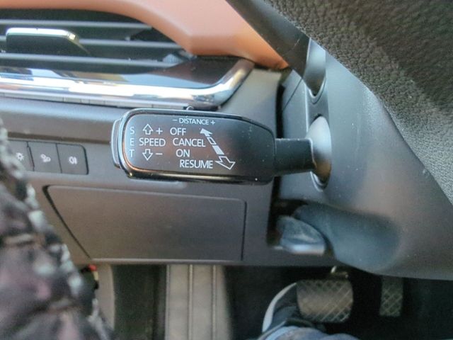 Fahrzeugabbildung SKODA Enyaq iV 80 SUITE AHK MATRIX NAV WÄRMEPUMPE