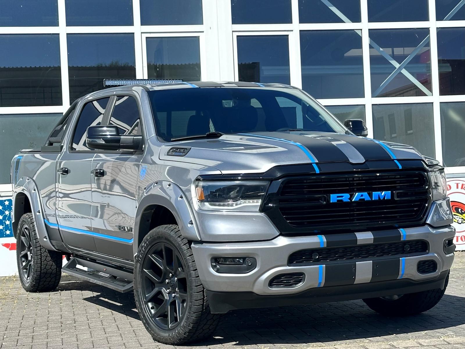 Dodge RAM 1500 Offr. Longbed 5,7L 12´´Displ. HUD Prins