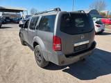 Nissan Pathfinder 2.5 dCi Premium - gebrauchte Nissan Pathfinder aus dem Jahr 2006