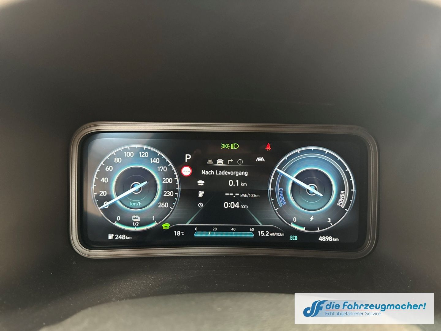 Fahrzeugabbildung Hyundai KONA Elektro 2WD Apple CarPlay Android Auto Klim