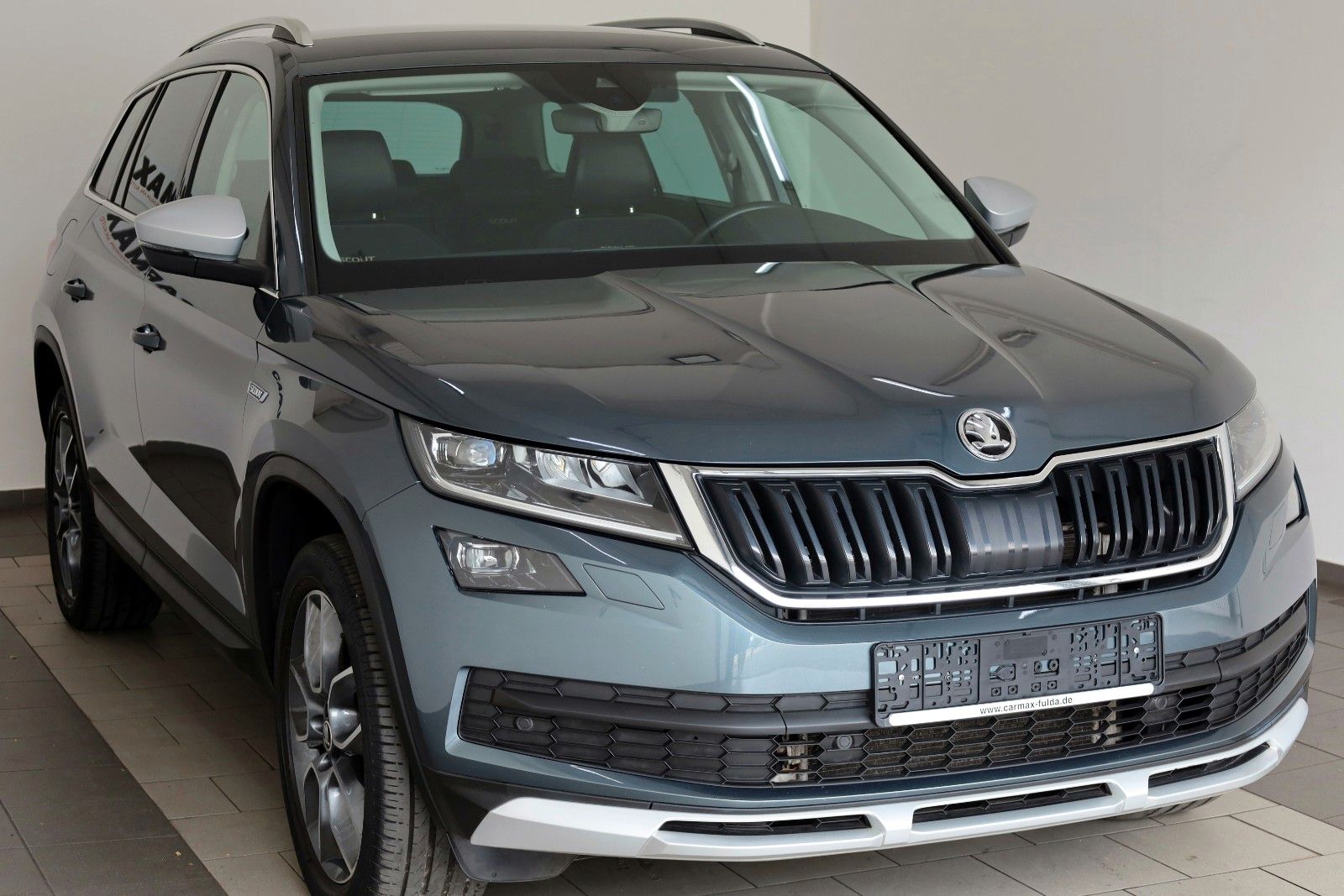 Fahrzeugabbildung SKODA Kodiaq Scout 4x4 7Si,TLeder,Navi,LED,Kamera,AHK