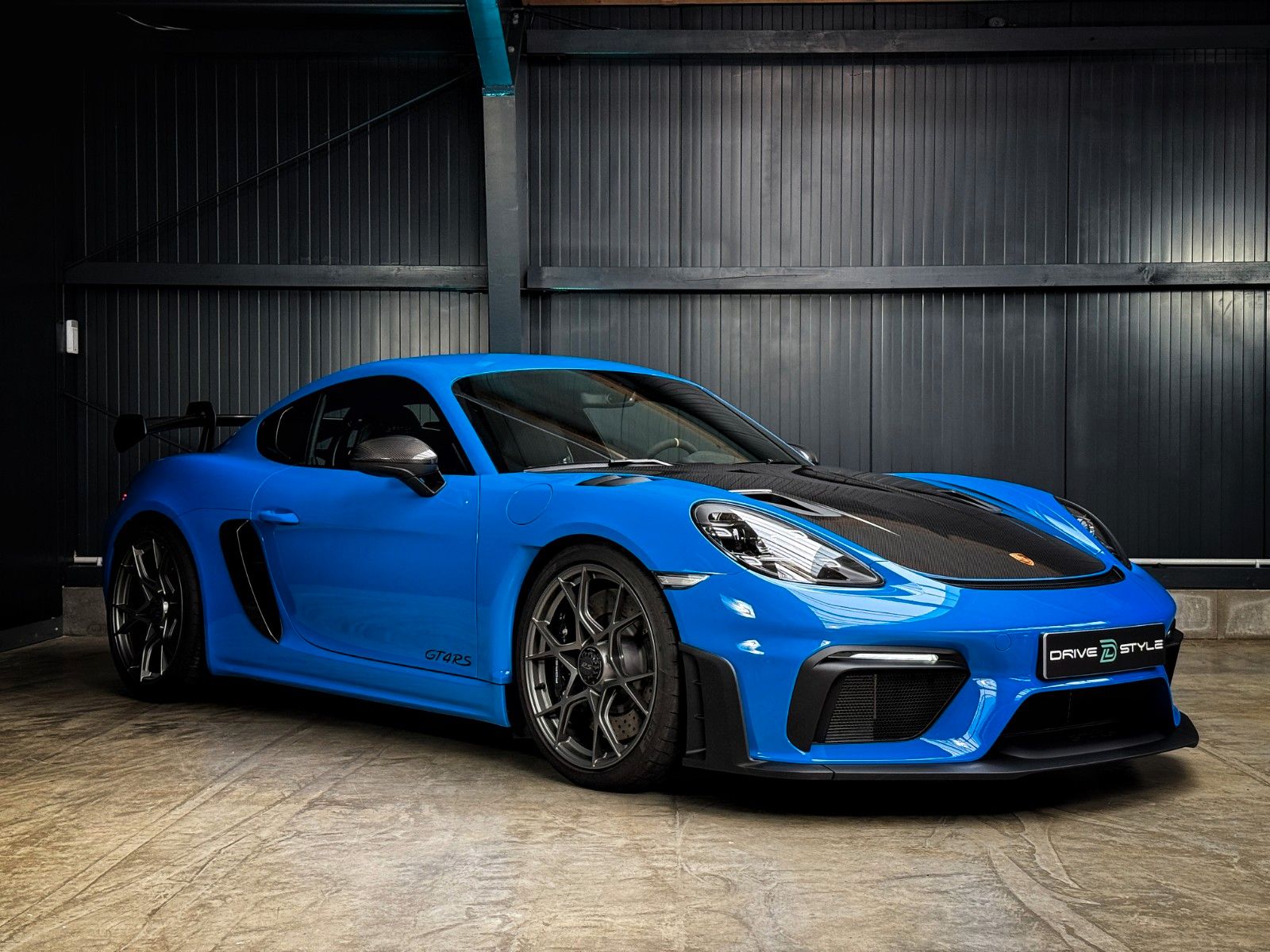 Fahrzeugabbildung Porsche Cayman GT4 RS