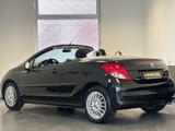 Peugeot 207 Cabriolet Premium - Peugeot 207 mit Benzin-Antrieb: Coupé