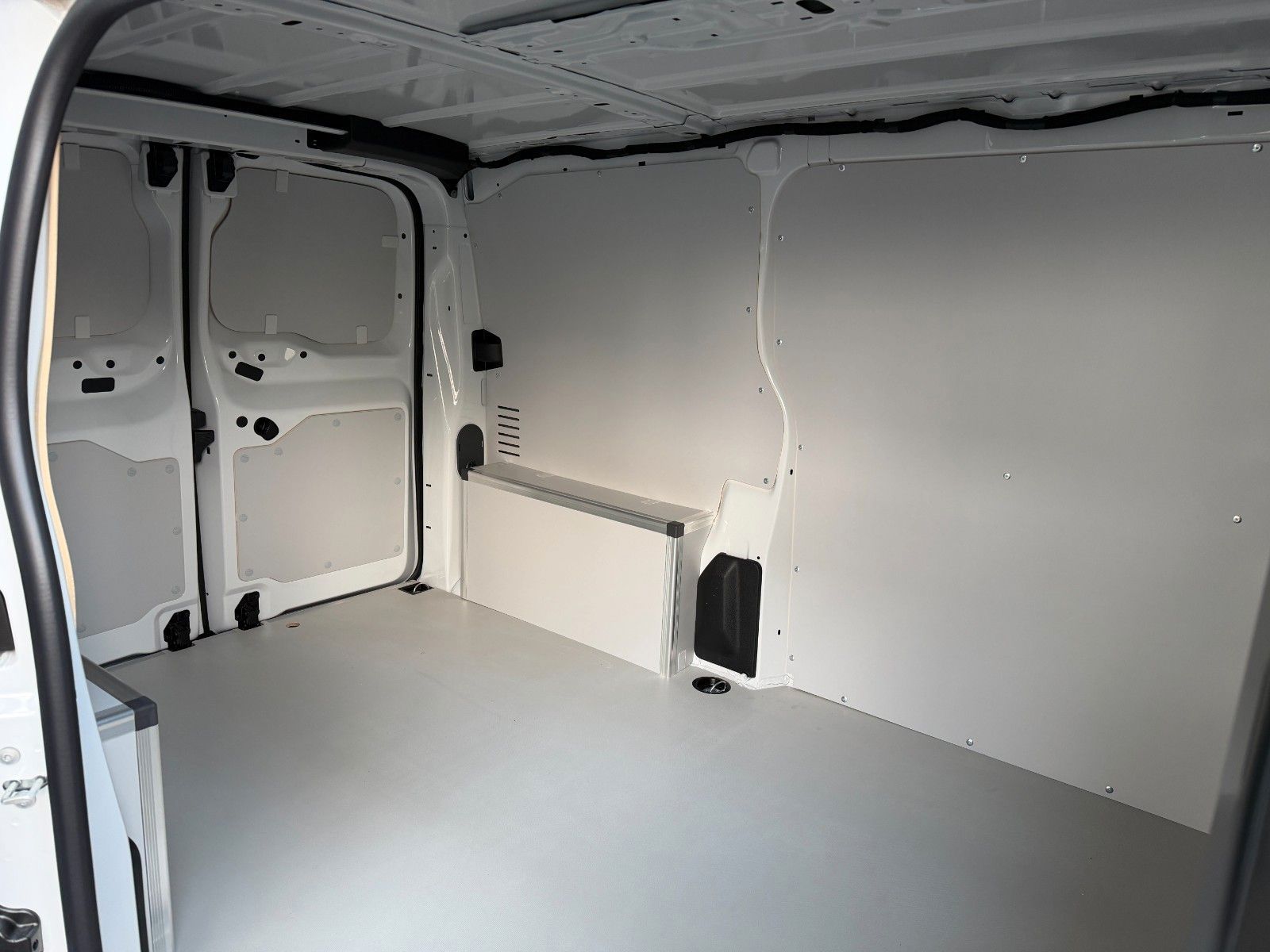 Fahrzeugabbildung Opel Vivaro Kasten 1.5 D (L2) Basis M Kamera,LED,PDC