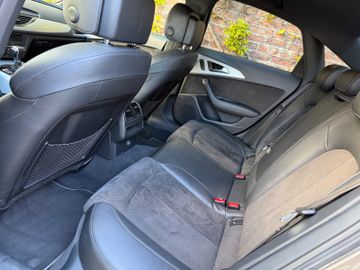 Audi A6 - 4