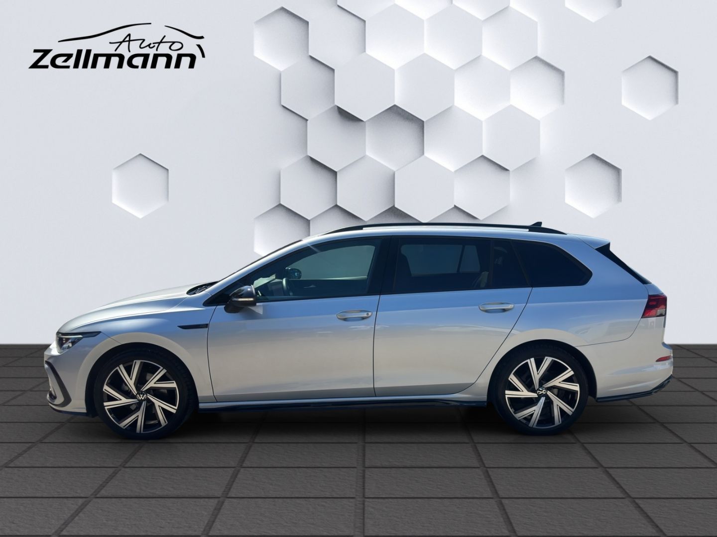 Golf Variant VIII Mildhybrid R-Line 1.5 eTSI DSG