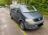 Volkswagen T5 Transporter 8 Sitzer inkl. Trenngitter