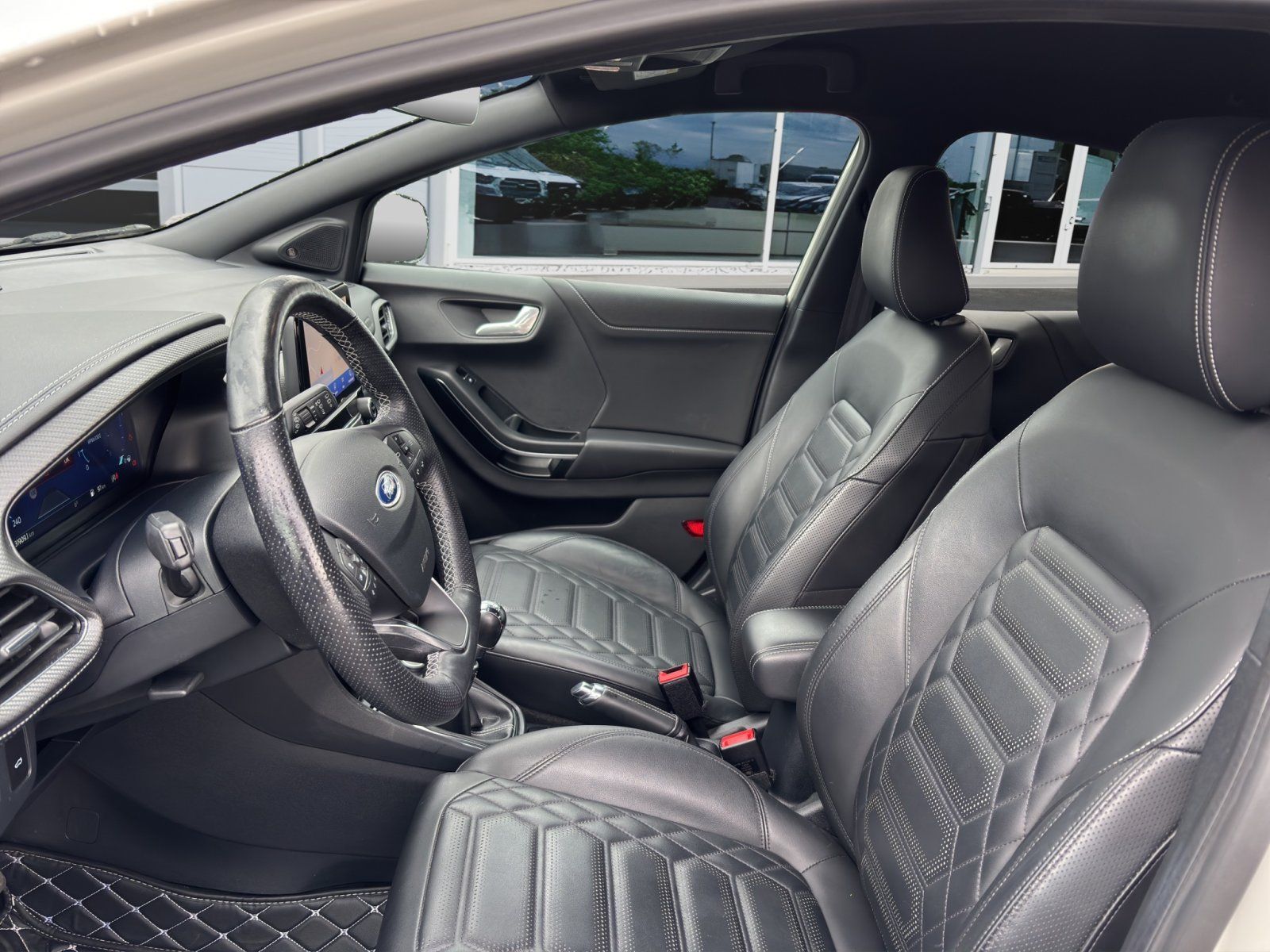 Fahrzeugabbildung Ford Puma  ST-Line Vignale