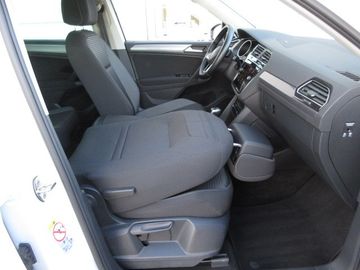 Volkswagen Tiguan - 10