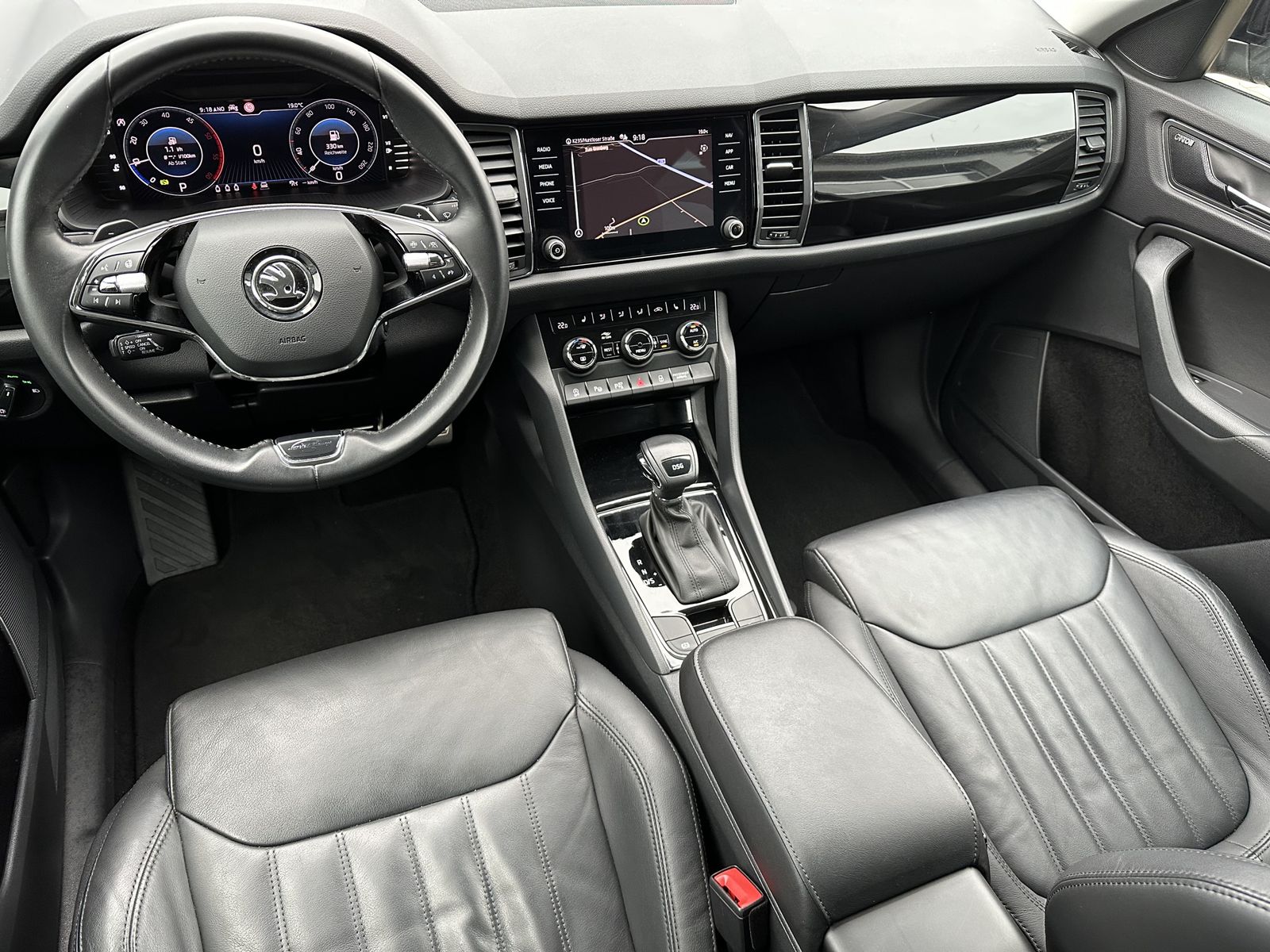 Fahrzeugabbildung SKODA Kodiaq 2.0 TDI DSG L&K NAV+LED+AHK+360°+ACC+19ZO