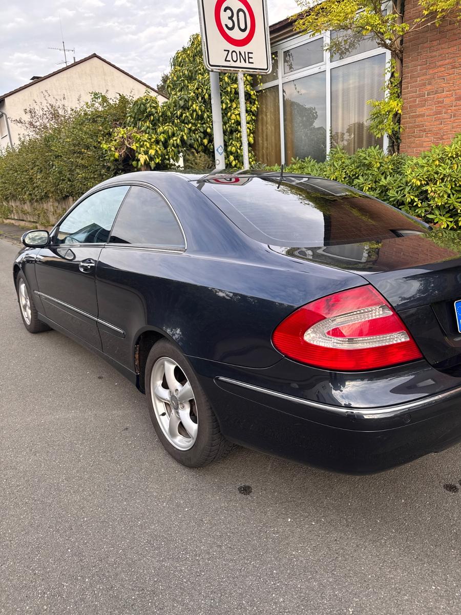 Mercedes-Benz CLK 270 Avantgarde
