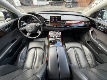 Audi A8 - 9