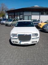 Chrysler 300C 3.0 CRD Walter P. Edition mi... - gebrauchte Chrysler 300C aus dem Jahr 2010
