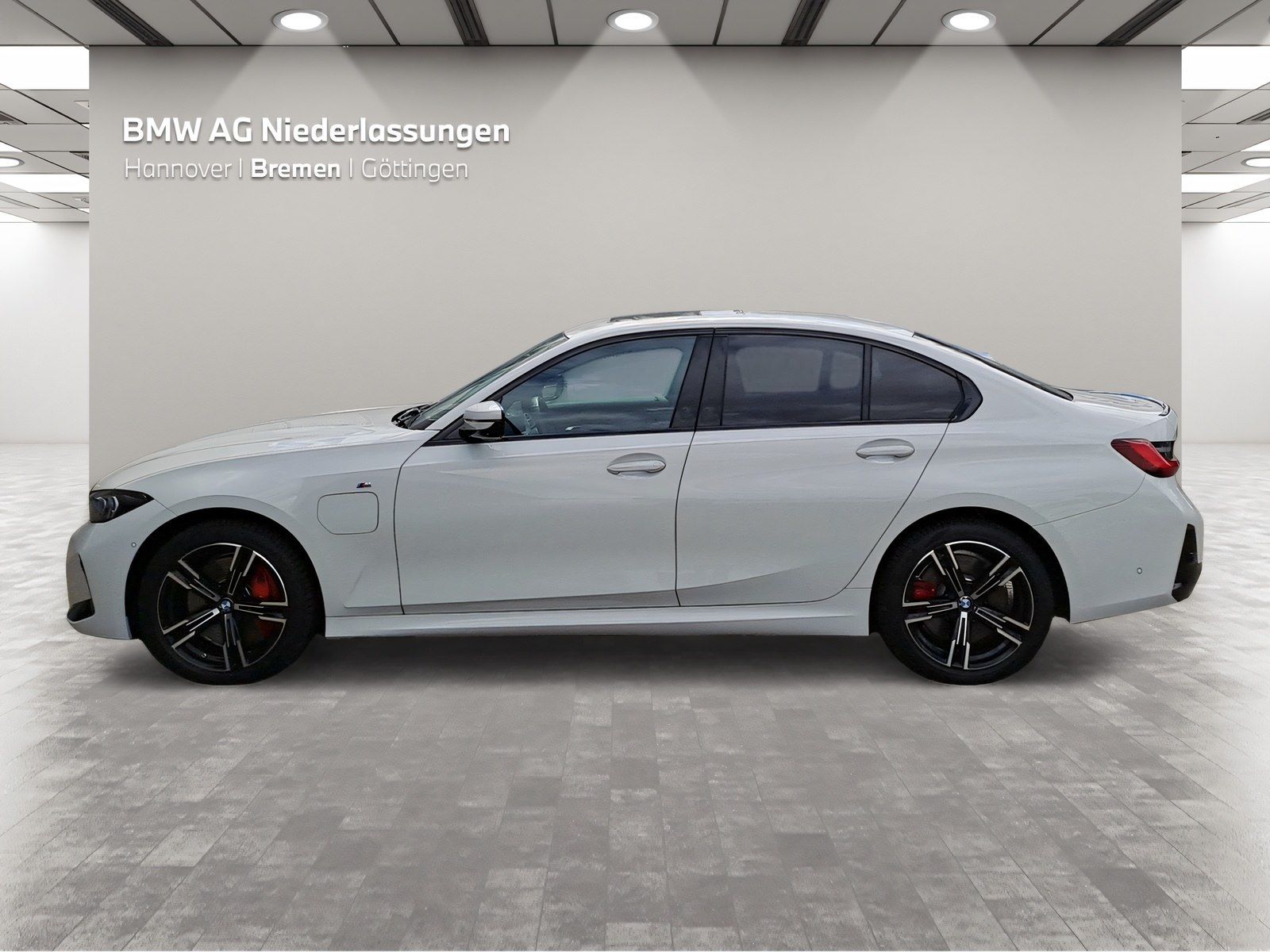 BMW 330 - Bild 3