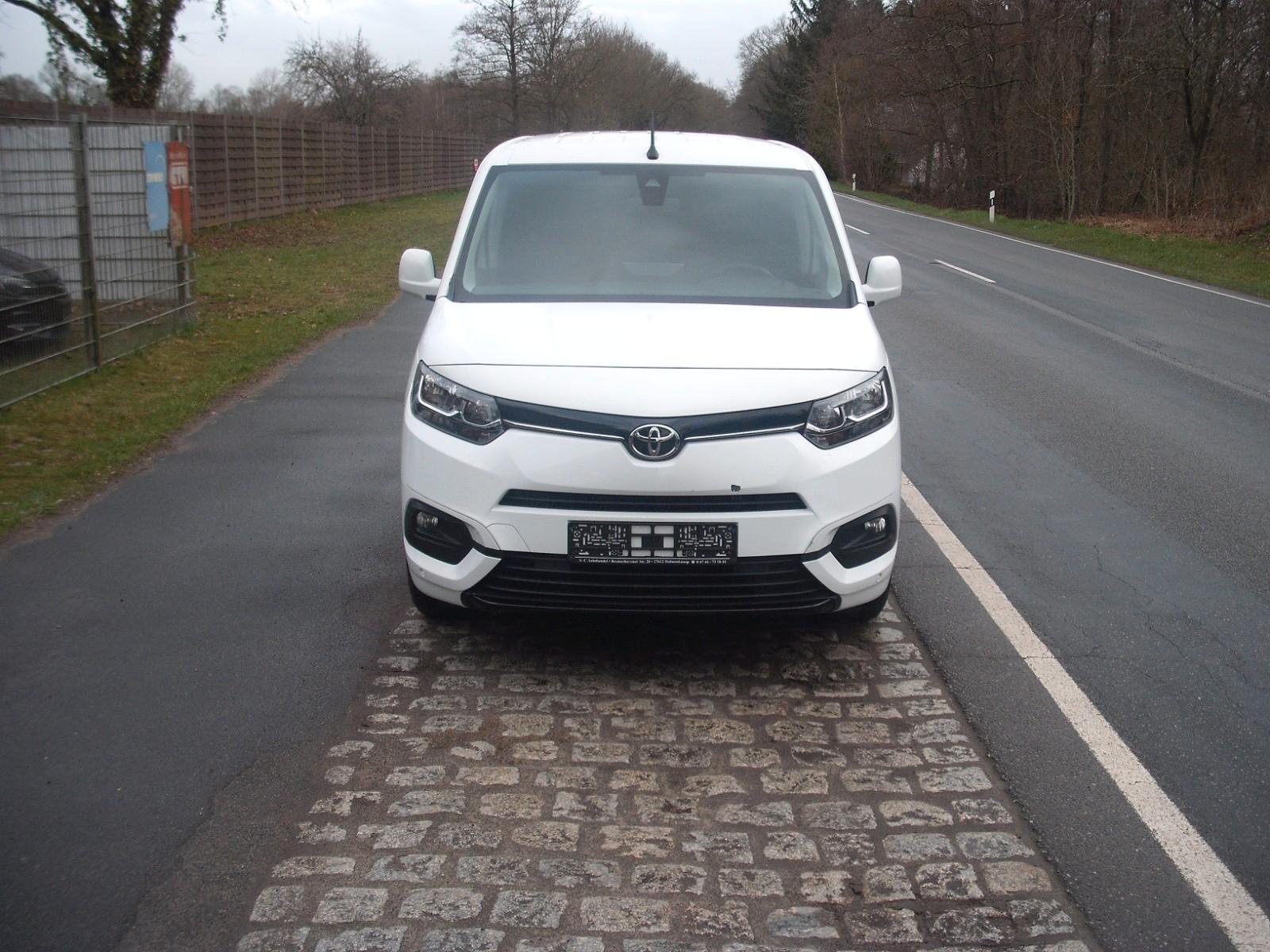 Toyota Proace City