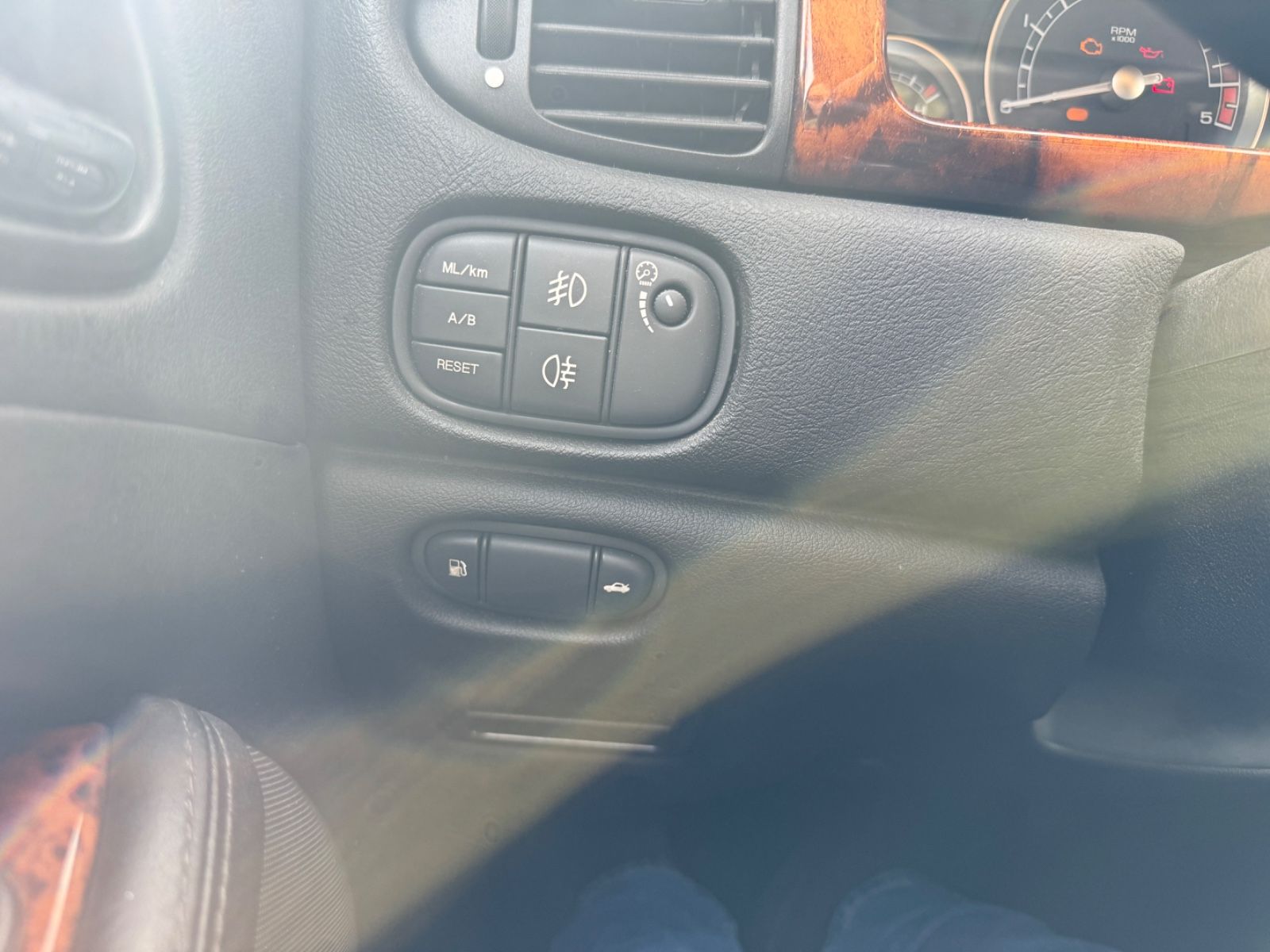 Fahrzeugabbildung Jaguar S-Type 2.7 V6 Diesel Executive Leder+Xenon+Navi