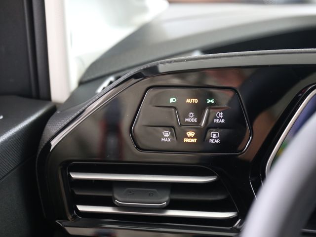 Volkswagen Caddy Maxi eHYBRID STYLE DSG LED ACC AGR 7SITZ