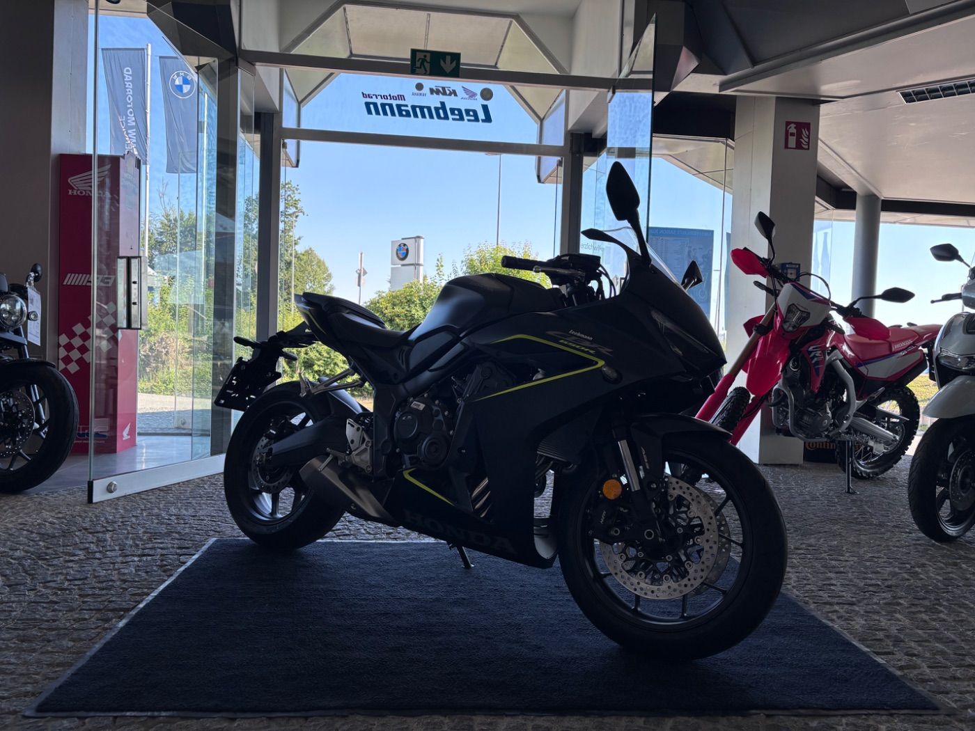 Fahrzeugabbildung Honda CBR 650 R