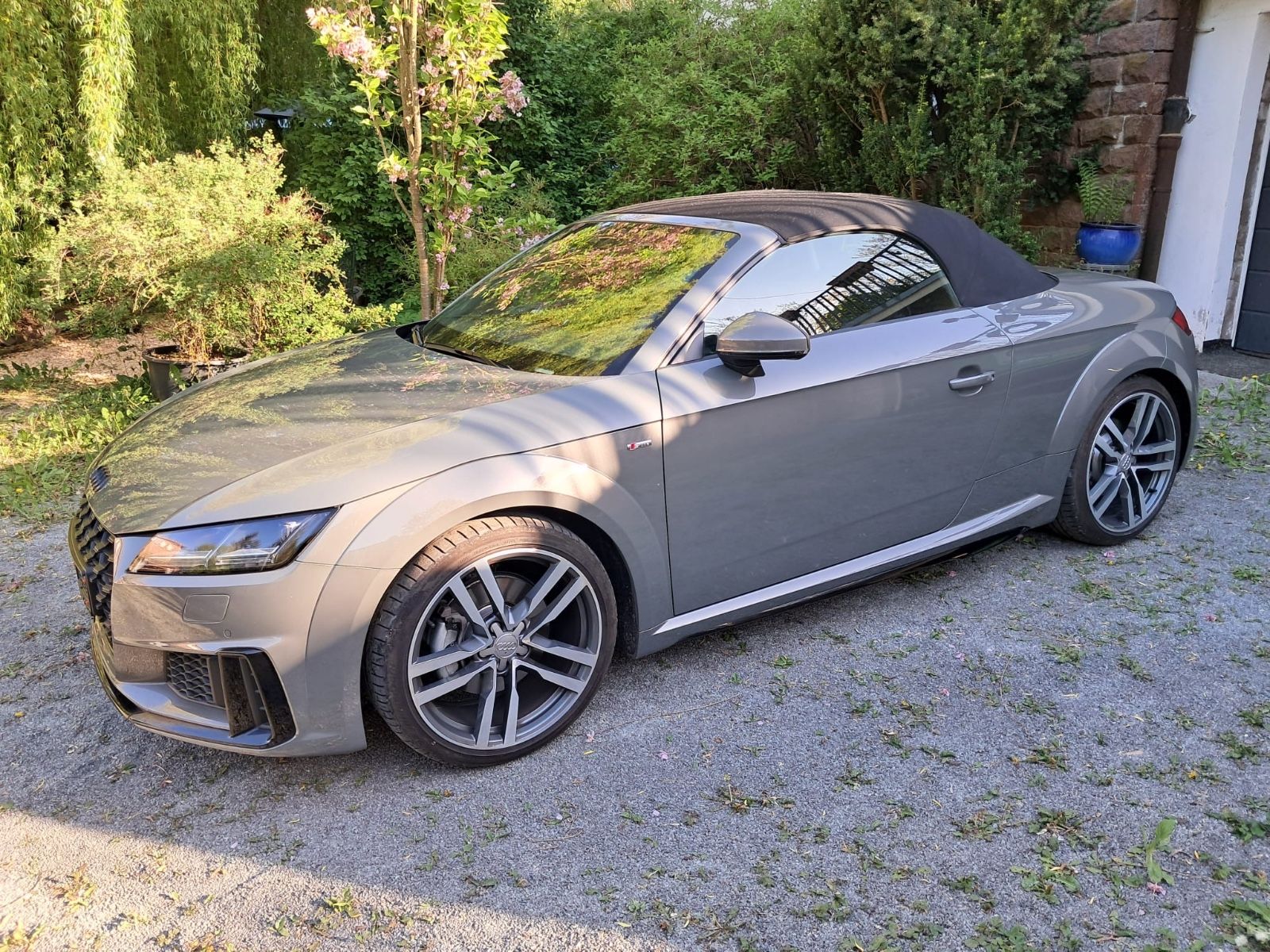 AUDI TT 40 TFSI S tronic Roadster -