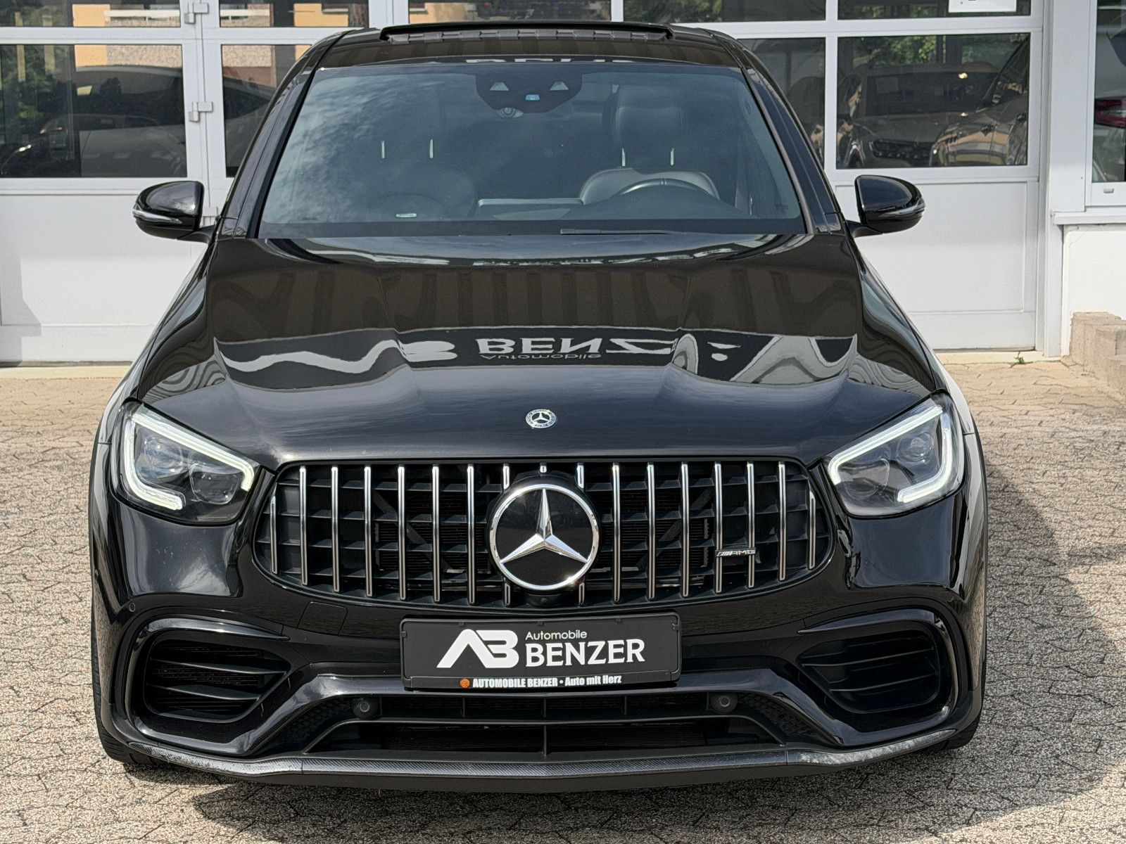Fahrzeugabbildung Mercedes-Benz GLC 63 AMG Coupe/MBUX/Ambiente/Schiebedach/Kam/
