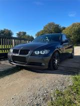 BMW E91 330i Touring LPG - BMW 330 aus 2005: 330i