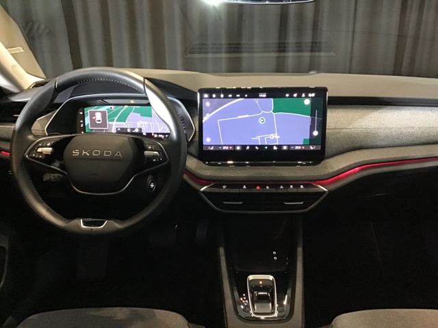 Fahrzeugabbildung Skoda Octavia Selection 2.0 TDI Combi DSG/Navi/ACC/RFK