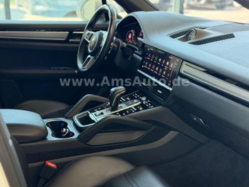 Porsche Cayenne - 12