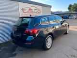 Opel Astra Sports Tourer 1.4 Turbo..NAVI..XENON.. - Opel Astra aus 2010: Sports Tourer