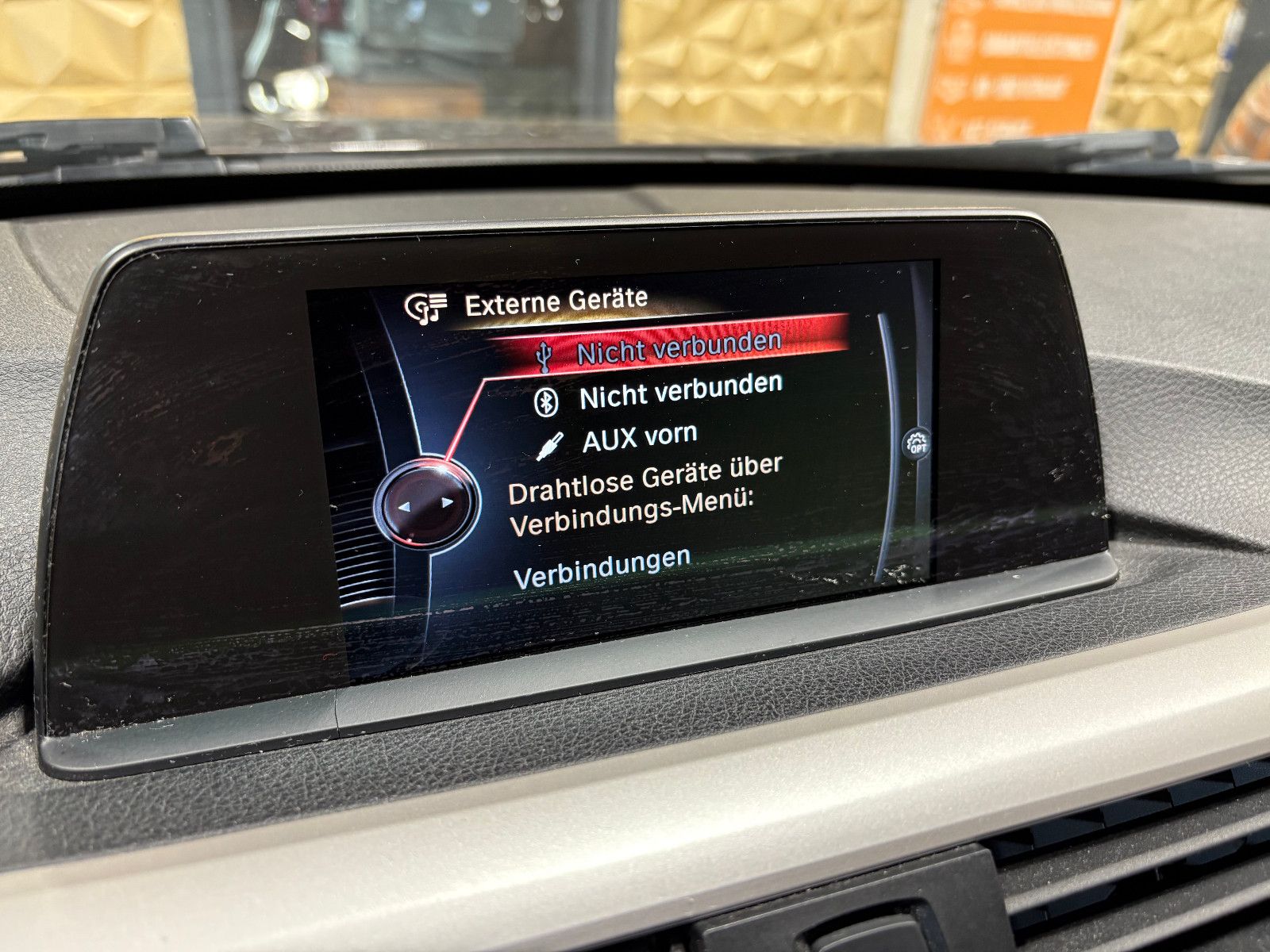 Fahrzeugabbildung BMW 325 Baureihe 3 Touring 325 d/NAVI/PDC/SHZ/KLIMA/