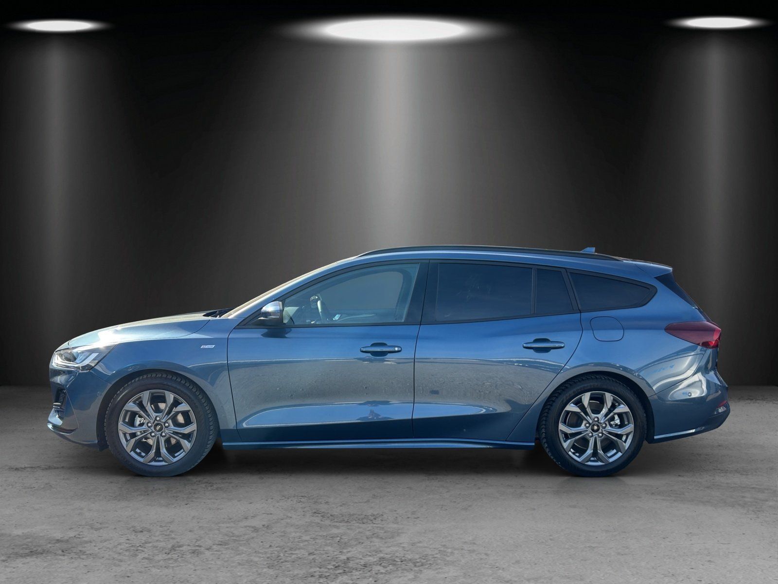 Fahrzeugabbildung Ford Focus 1.0 ST-Line X Aut./LED/ACC/KAMERA/AHK/NAVI