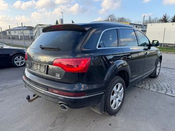 Audi Q7 - 5