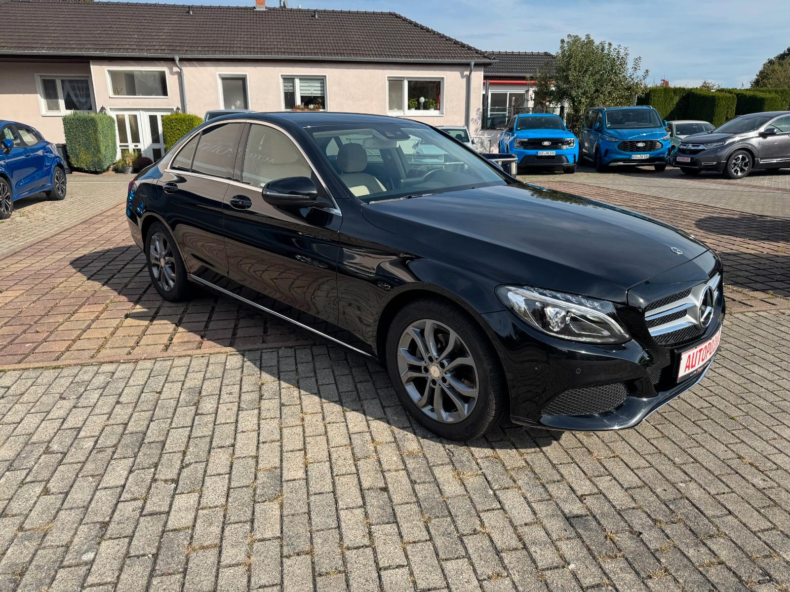Mercedes-Benz C 180  Limousine Avantgarde mit LED