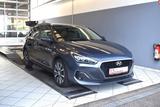 Hyundai i30 1.6 CRDi Select Automatik*Leder*PDC - Hyundai i30: Kombi