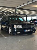 Mercedes-Benz E 320 T Modell mit original AMG Paket AERO Felge
