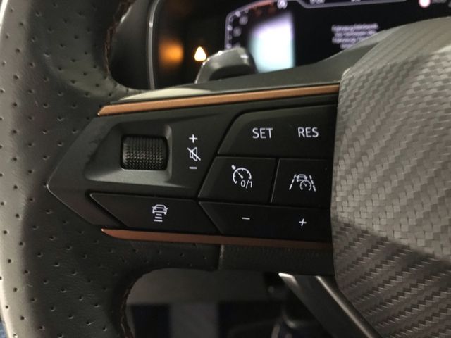 Leon 1.5 eTSI DSG*KAMERA*NAVI*SHZ*