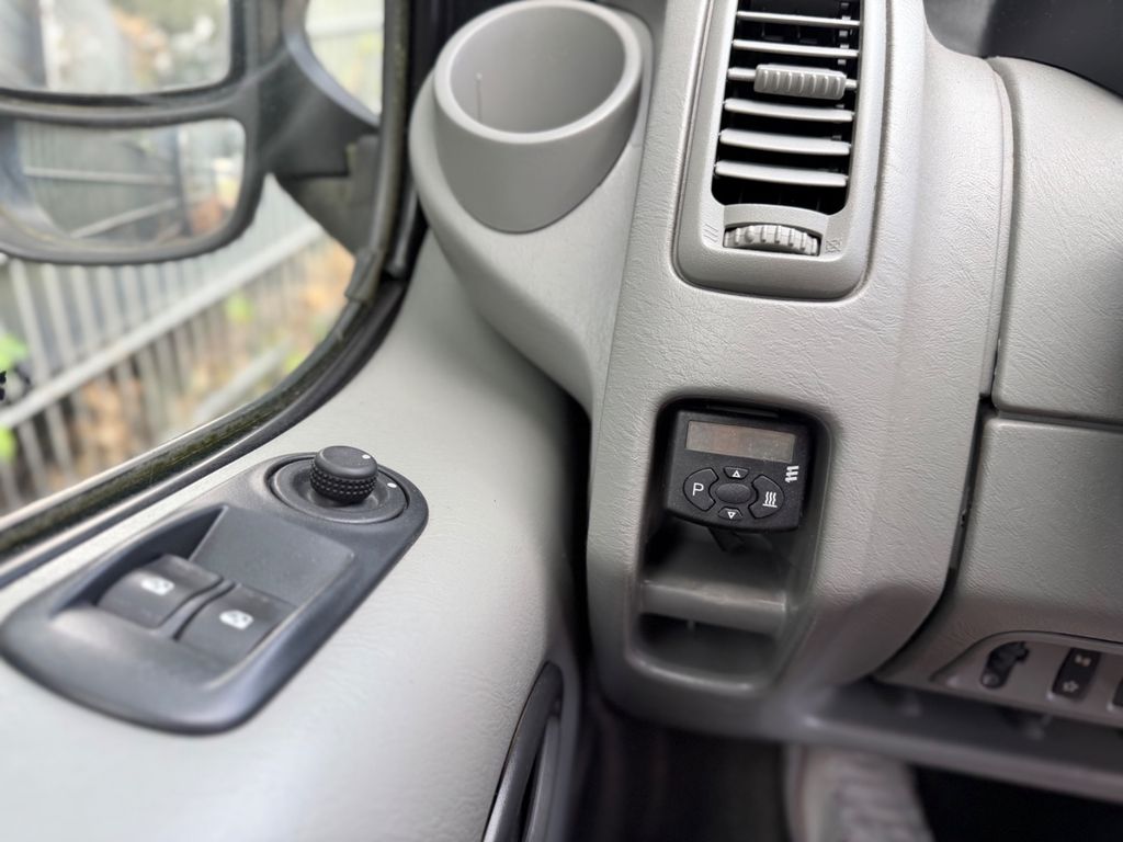 OPEL Vivaro Kasten/Kombi L2H1 2,9t/KLIMA/AHK/STANDHEI OPEL Vivaro Kasten/Kombi L2H1 2,9t/KLIMA/AHK/STANDHEI