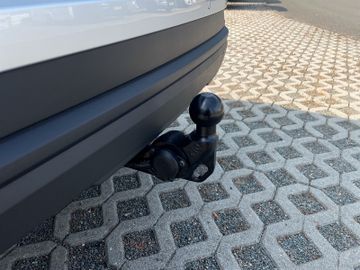 Skoda Karoq 1.0 TSI TOUR *SHZ*AHK*MATRIX*KLIMA*KESSY